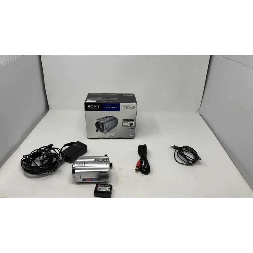 Sony Handycam DCR-SR68 80GB HDD Camcorder Bundle Tested Working